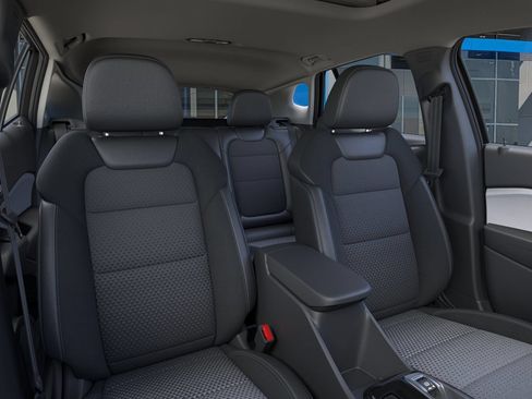 New 2025 Chevrolet Trax LT w/ Sunroof Package FWD image 40