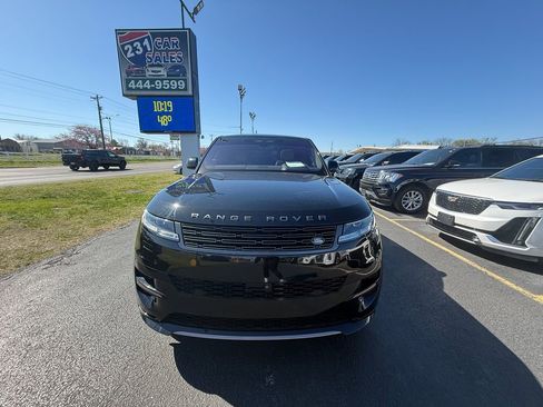 Used 2023 Land Rover Range Rover Sport SE Dynamic image 9