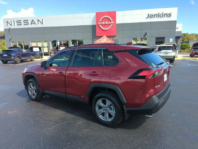 Used 2025 Toyota RAV4 XLE w/ Convenience Package AWD/4WD image 9