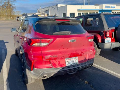 Used 2021 Chevrolet TrailBlazer RS w/ Technology Package image 4