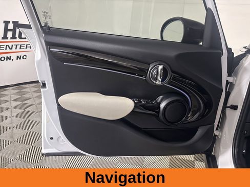 Used 2023 MINI Cooper S w/ Signature Upholstery Package image 9