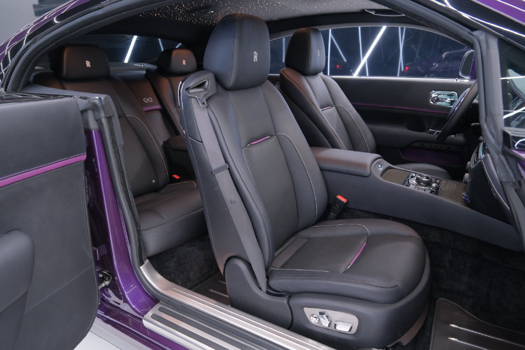 Used 2020 Rolls-Royce Wraith RWD image 22