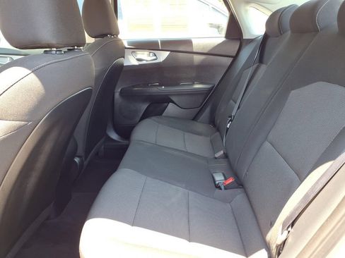 Certified 2023 Kia Forte LXS FWD image 7