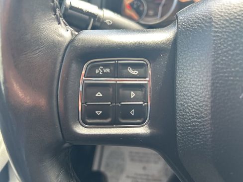 Used 2019 RAM 1500 Big Horn AWD/4WD image 16