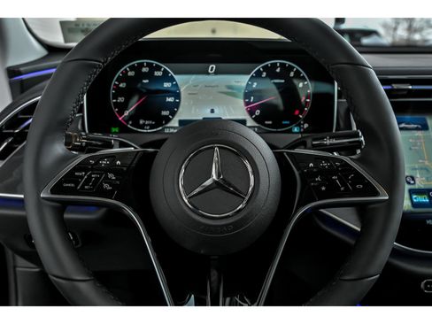 New 2026 Mercedes-Benz E 350 4MATIC Sedan image 12