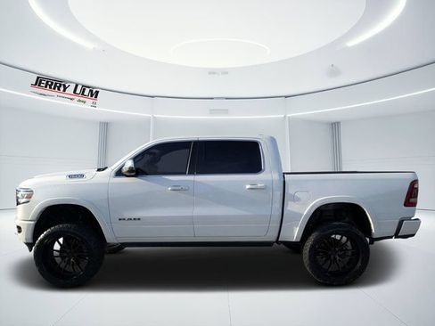 Used 2023 RAM 1500 Limited w/ Body Color Bumper Group AWD/4WD image 6