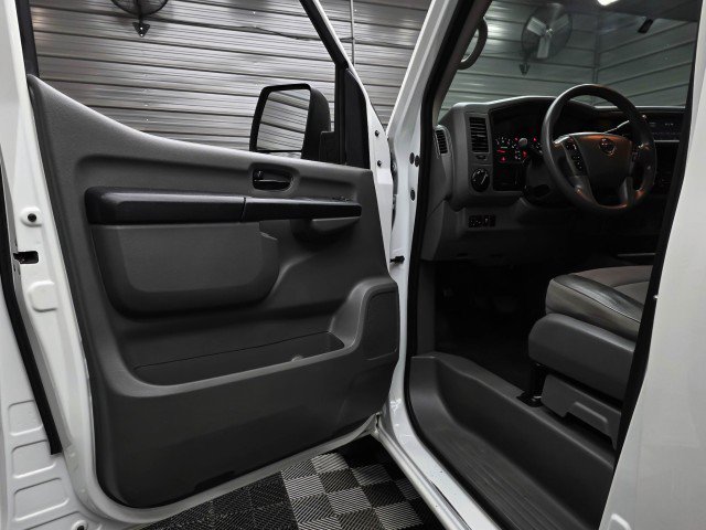 Used 2019 Nissan NV 2500 SV RWD image 28