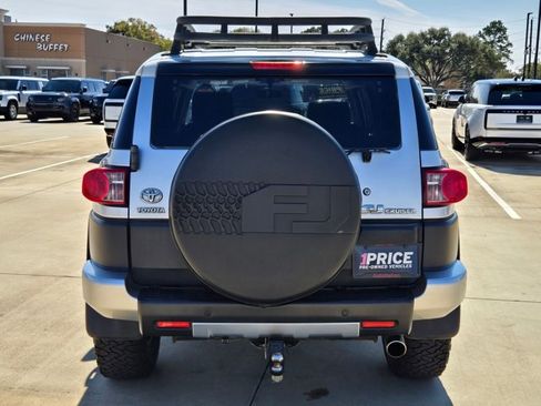 Used 2007 Toyota FJ Cruiser image 5