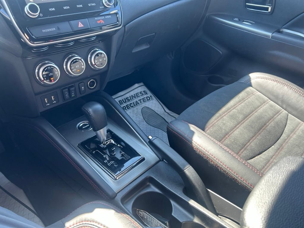 Used 2022 Mitsubishi Outlander Sport SE AWD/4WD image 23