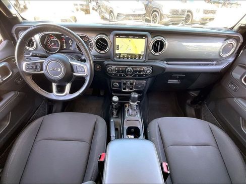 Used 2023 Jeep Wrangler Unlimited Sahara w/ Cold Weather Group AWD/4WD image 20