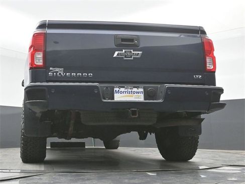 Used 2018 Chevrolet Silverado 1500 LTZ Z71 w/ Centennial Edition image 44