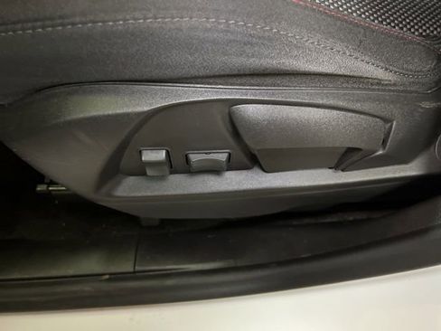 Used 2017 GMC Terrain SLE image 43