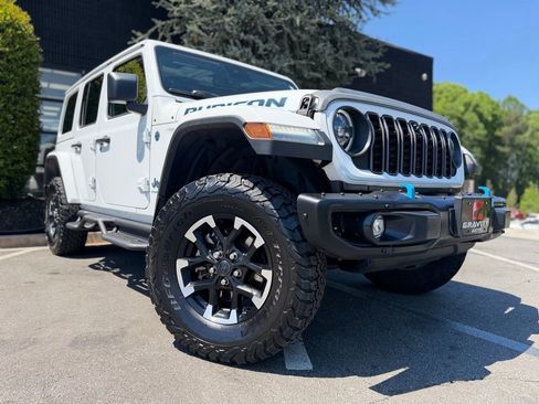 Used 2024 Jeep Wrangler Unlimited Rubicon 4xe AWD/4WD image 8