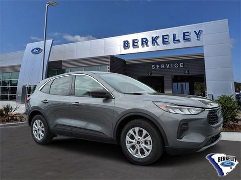 Used 2023 Ford Escape Active image 1