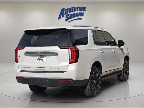 Used 2023 GMC Yukon Denali AWD/4WD image 6