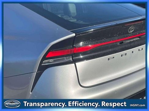 Certified 2023 Toyota Prius XLE image 11