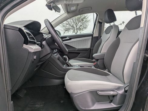 Used 2023 Volkswagen Taos S w/ Driver Assistance Package image 18