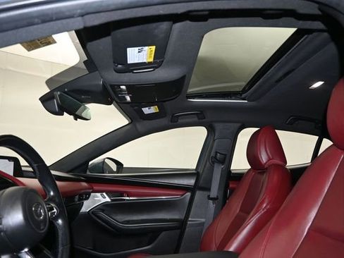 Certified 2021 MAZDA MAZDA3 s AWD/4WD image 18