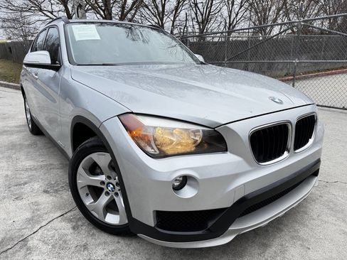 Used 2015 BMW X1 sDrive28i image 3