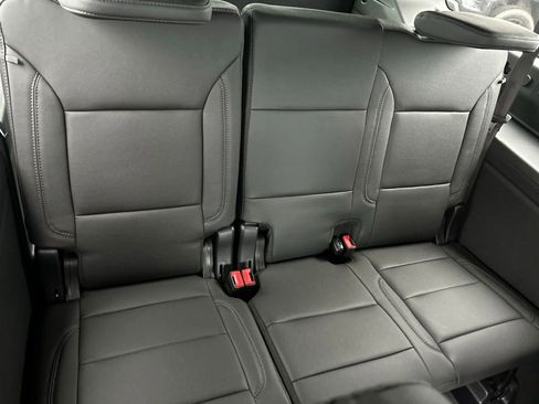 New 2026 Chevrolet Suburban LT w/ Comfort Package AWD/4WD image 21