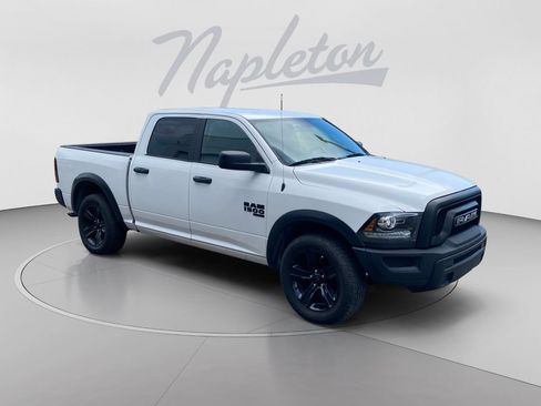 Used 2024 RAM 1500 Warlock AWD/4WD image 8