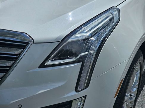 Used 2019 Cadillac XT5 Premium Luxury FWD image 11