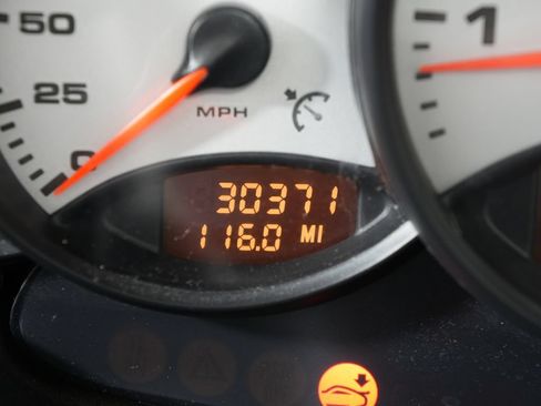 Used 2000 Porsche 911 Carrera RWD image 27