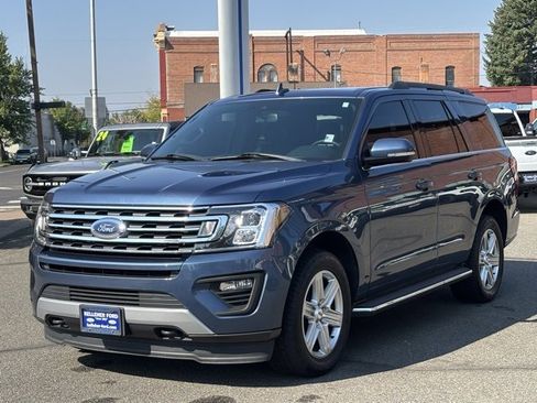 Used 2018 Ford Expedition XLT w/ Equipment Group 202A image 6