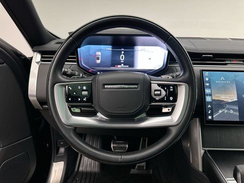 Certified 2025 Land Rover Range Rover SE AWD/4WD image 30