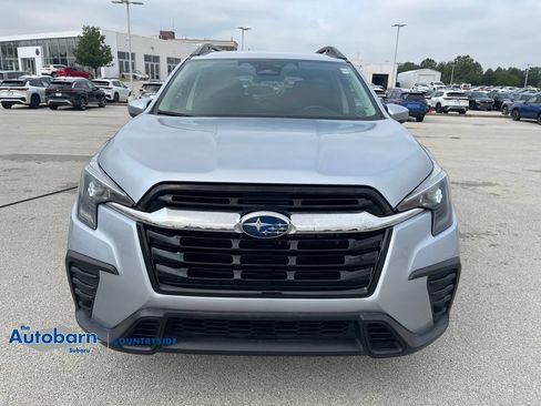 Used 2024 Subaru Ascent Premium w/ Convenience Package AWD/4WD image 8
