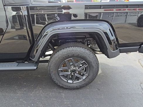 New 2026 Jeep Gladiator Sport image 12