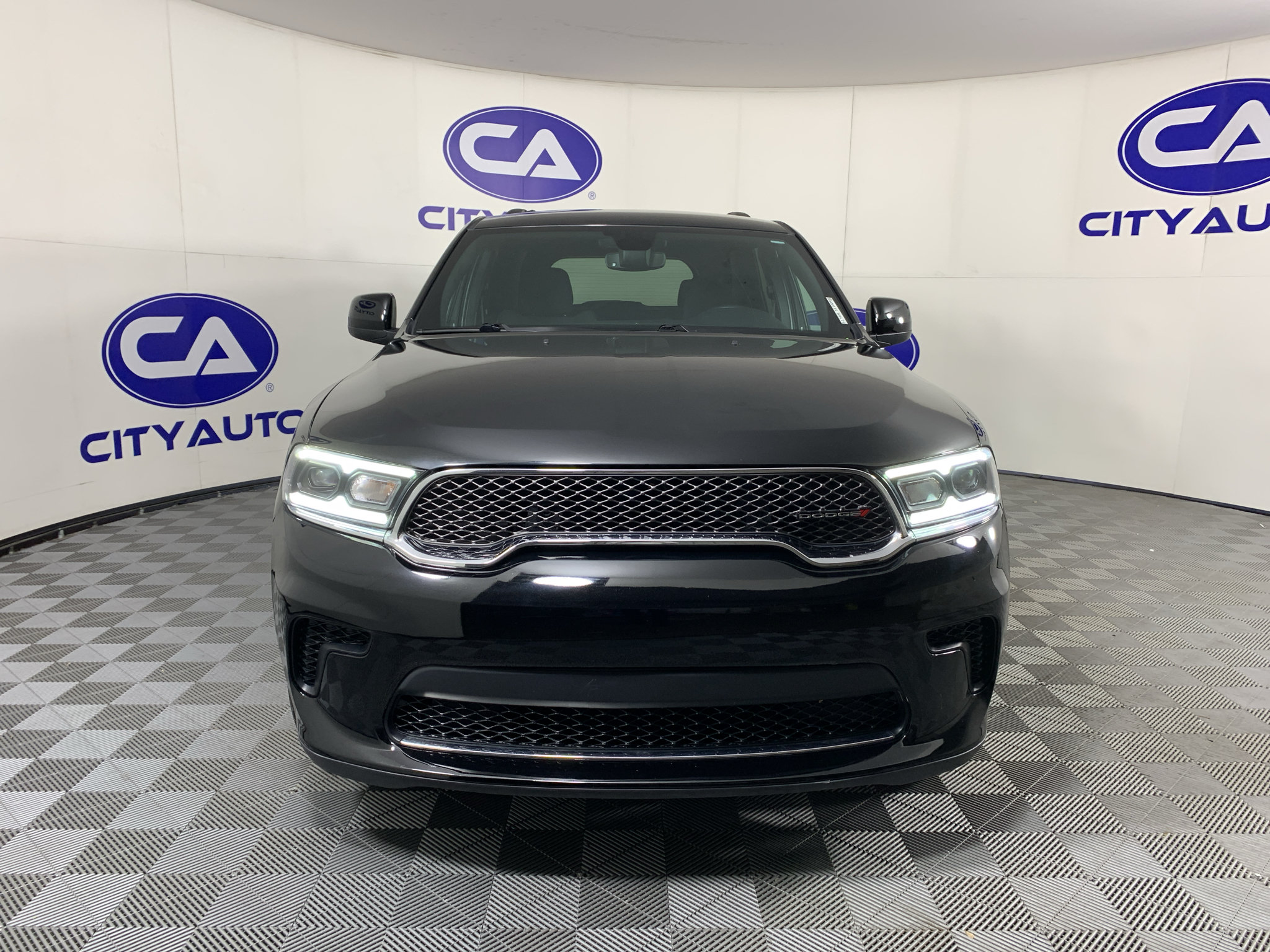 Used 2023 Dodge Durango SXT RWD image 9