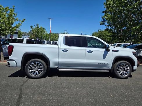 New 2026 GMC Sierra 1500 Denali AWD/4WD image 3
