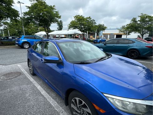 Used 2016 Honda Civic EX image 6
