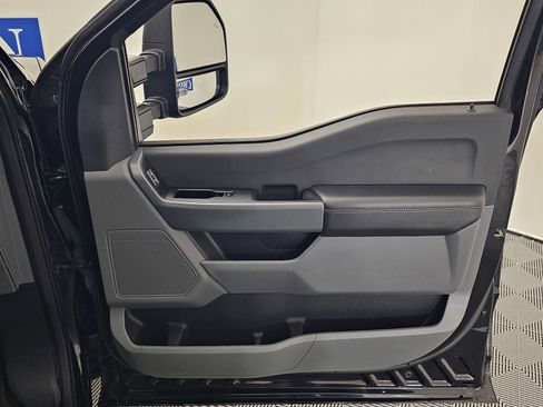 Used 2023 Ford F150 XLT w/ Trailer Tow Package image 34