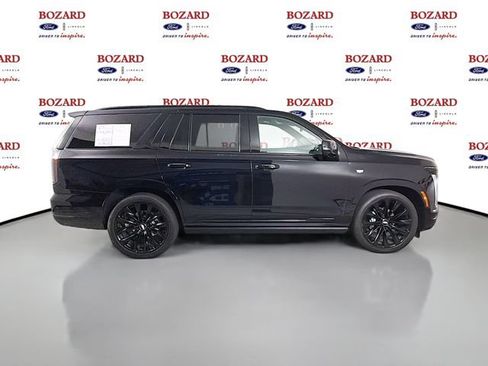 Used 2026 Cadillac Escalade Platinum Sport w/ LPO, ONYX Package AWD/4WD image 9
