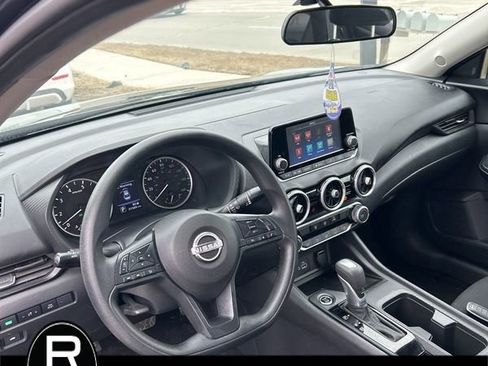 Used 2025 Nissan Sentra S image 11