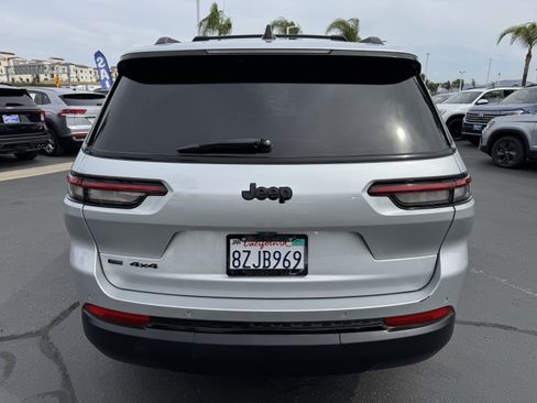 Used 2021 Jeep Grand Cherokee L Laredo AWD/4WD image 9