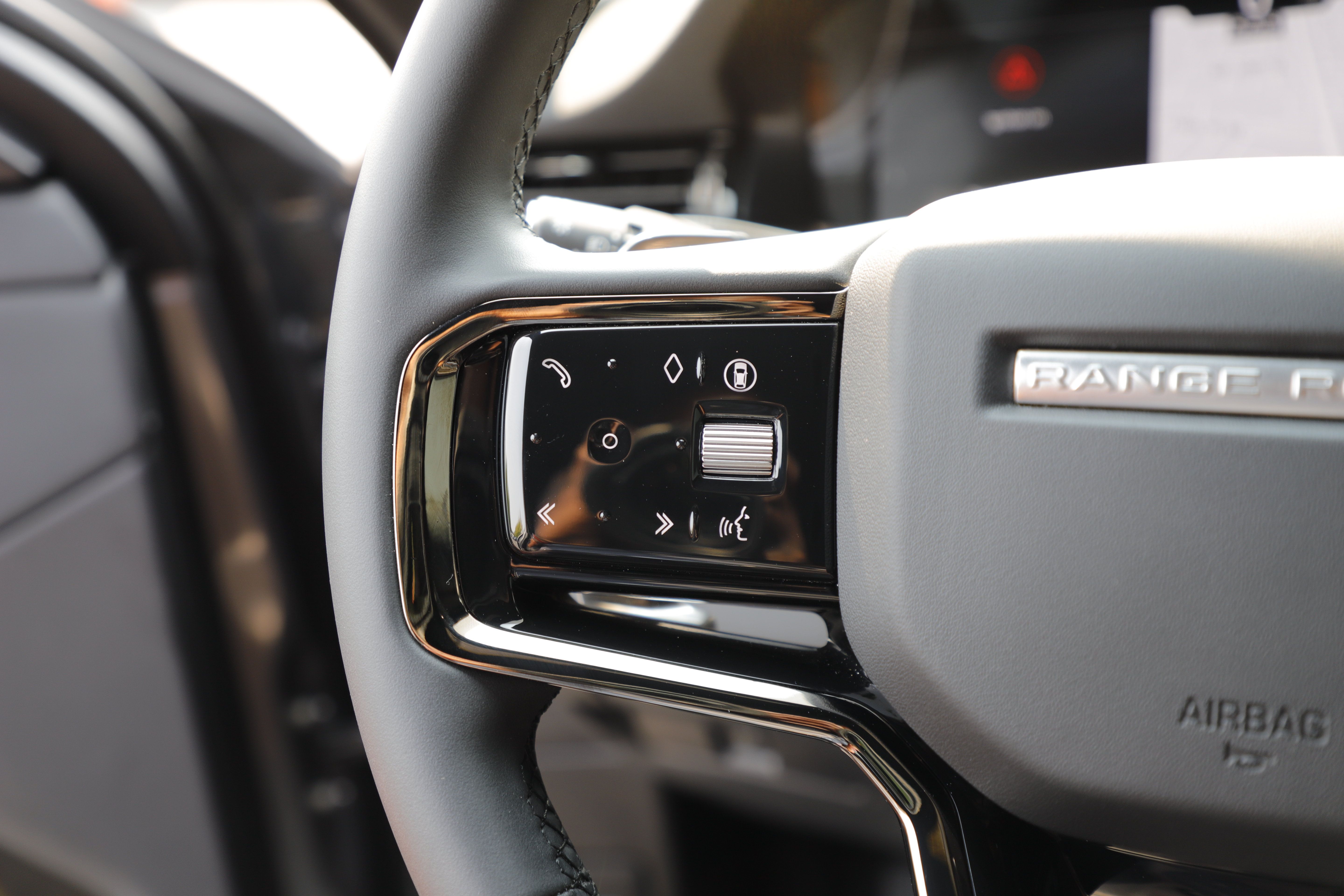 Certified 2026 Land Rover Range Rover Evoque S AWD/4WD image 22