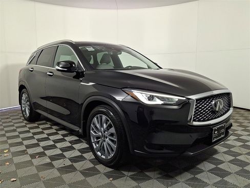 Certified 2025 INFINITI QX50 Luxe image 4