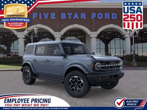New 2025 Ford Bronco Outer Banks AWD/4WD image 1