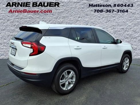 Used 2024 GMC Terrain SLE FWD image 6
