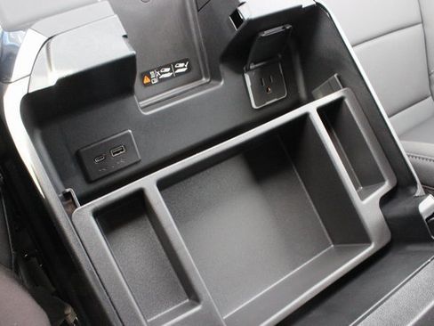 New 2026 GMC Sierra 3500 SLT w/ SLT Premium Package image 50