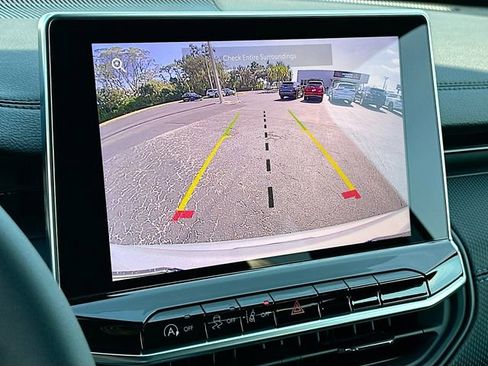 New 2026 Jeep Compass Latitude image 8