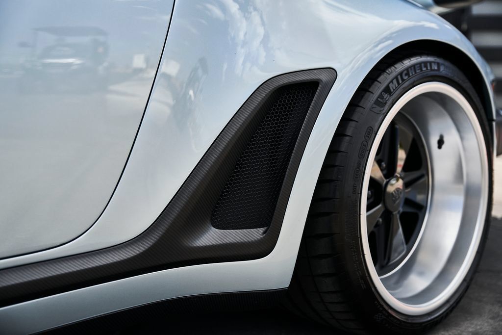 Used 1990 Porsche 911 Carrera image 8