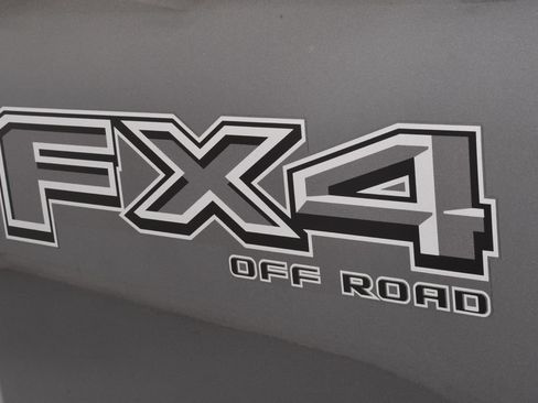 New 2026 Ford F350 XLT w/ XLT Premium Package AWD/4WD image 22