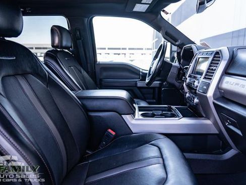 Used 2021 Ford F250 Platinum w/ FX4 Off-Road Package image 24