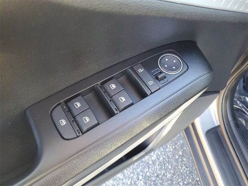 Used 2024 Kia Soul LX w/ Option Group 015 image 9