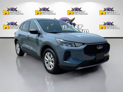Used 2024 Ford Escape Active FWD image 3