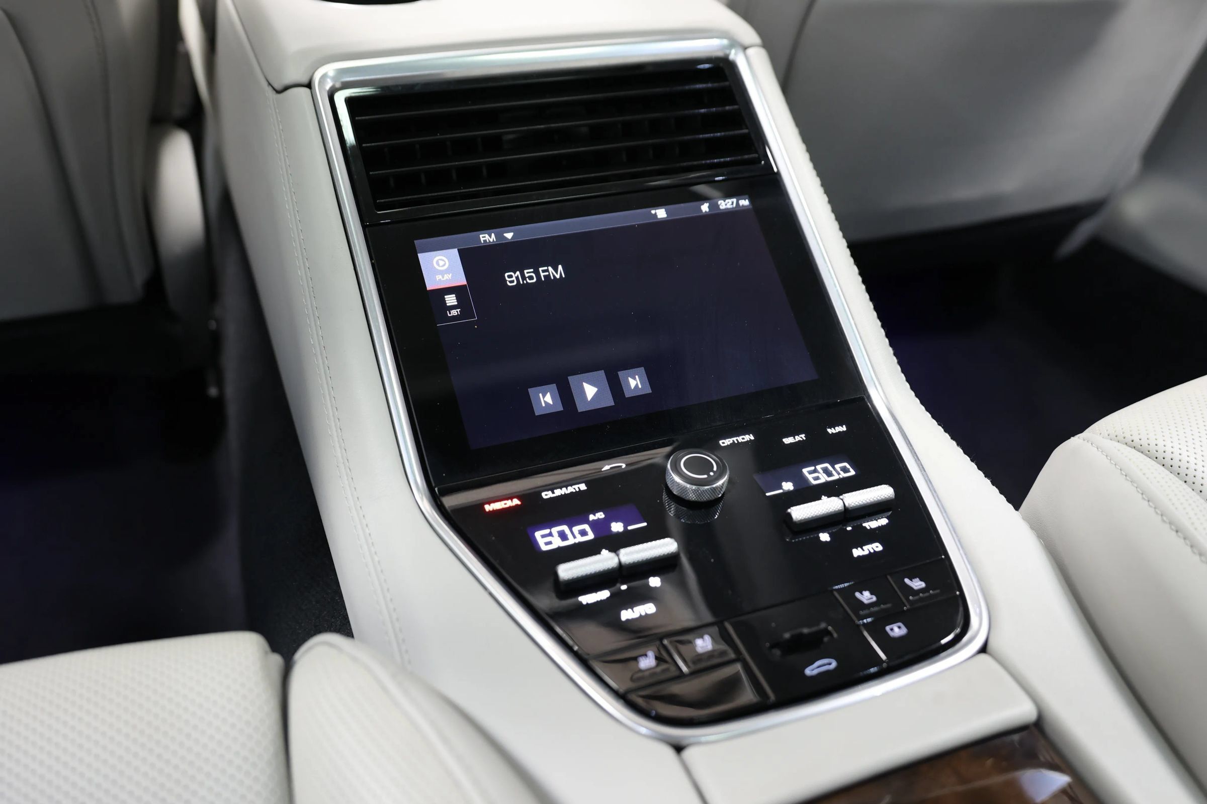 Used 2018 Porsche Panamera Turbo S Executive w/ Assistance Package AWD/4WD image 71